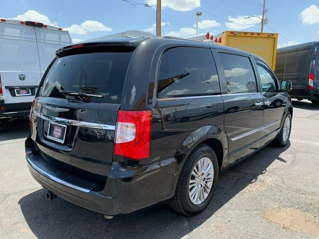 2015 Chrysler Town & Country 4dr Wagon Touring-L 1-OWNER LOW MILES HANDICAP ACCESSIBLE W/TV - 23028910 - 26