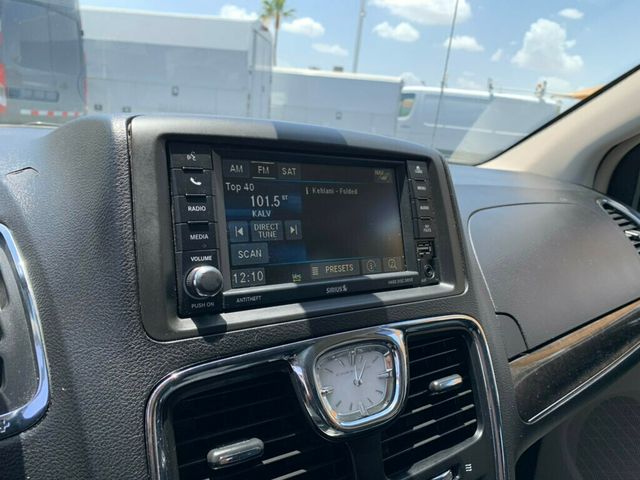2015 Chrysler Town & Country 4dr Wagon Touring-L 1-OWNER LOW MILES HANDICAP ACCESSIBLE W/TV - 23028910 - 43