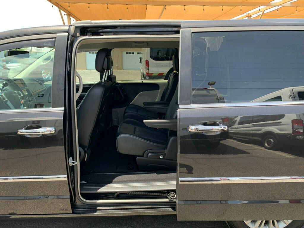 2015 Chrysler Town & Country 4dr Wagon Touring-L 1-OWNER LOW MILES HANDICAP ACCESSIBLE W/TV - 23028910 - 71