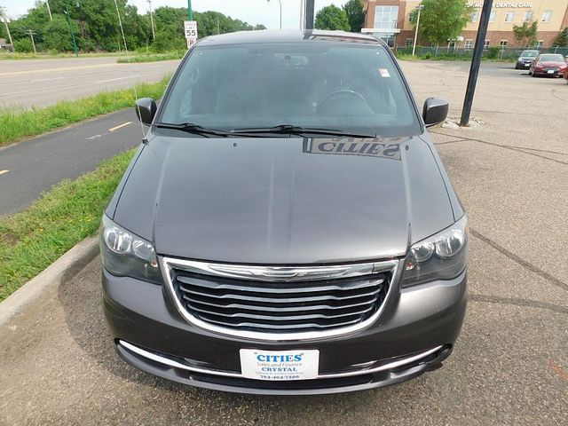2015 Chrysler Town & Country 4d Wagon S - 22867397 - 5