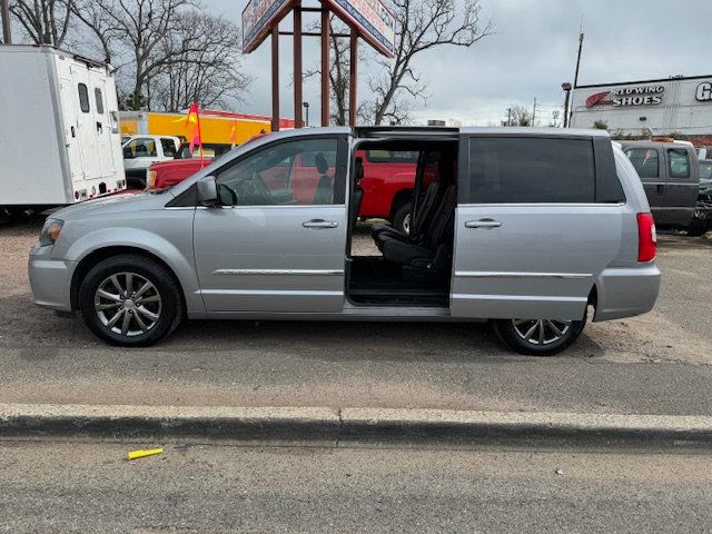 2015 Chrysler Town & Country 7 PASSENGER FULLY EQUIPPED GREAT BUY  - 22308914 - 2