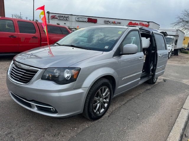 2015 Chrysler Town & Country 7 PASSENGER FULLY EQUIPPED GREAT BUY  - 22308914 - 3