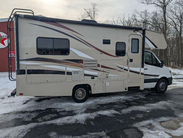 2015 Coachmen Sprinter Chassis-Cabs PRISM - 22959919 - 3