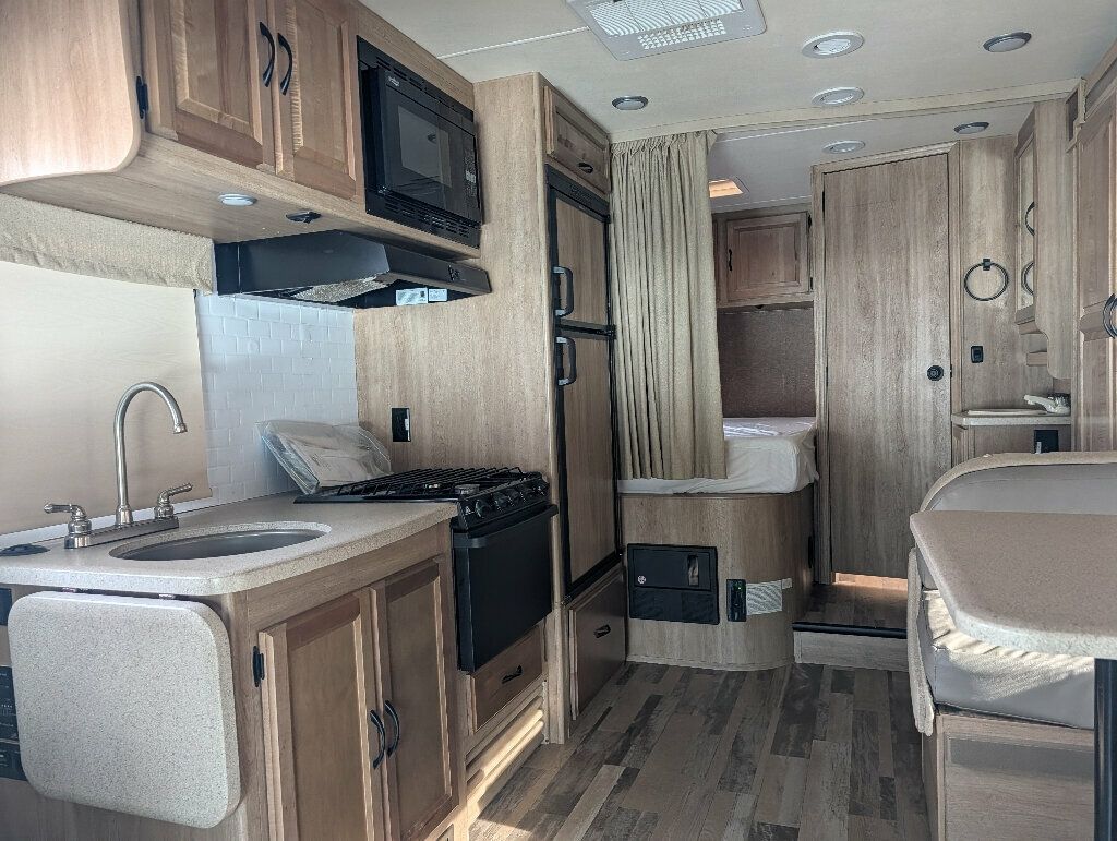 2015 Coachmen Sprinter Chassis-Cabs PRISM - 22959919 - 55