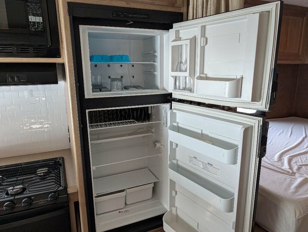 2015 Coachmen Sprinter Chassis-Cabs PRISM - 22959919 - 72