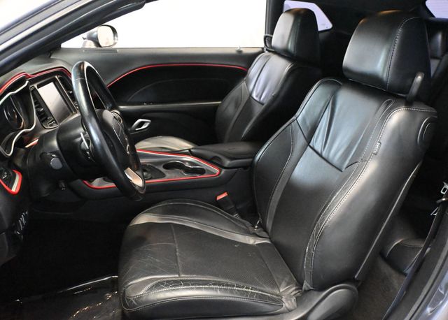 2015 Dodge Challenger 2dr Coupe R/T Plus - 23083663 - 12
