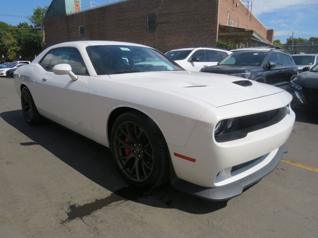 2015 Dodge Challenger SRT8 Hellcat photo 3