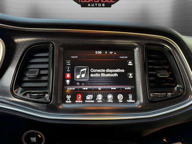 2015 Dodge Challenger 2dr Coupe SXT Plus - 22933756 - 22