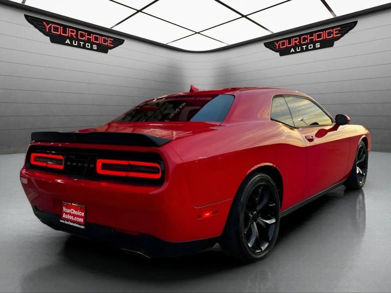 2015 Dodge Challenger 2dr Coupe SXT Plus - 22933756 - 4
