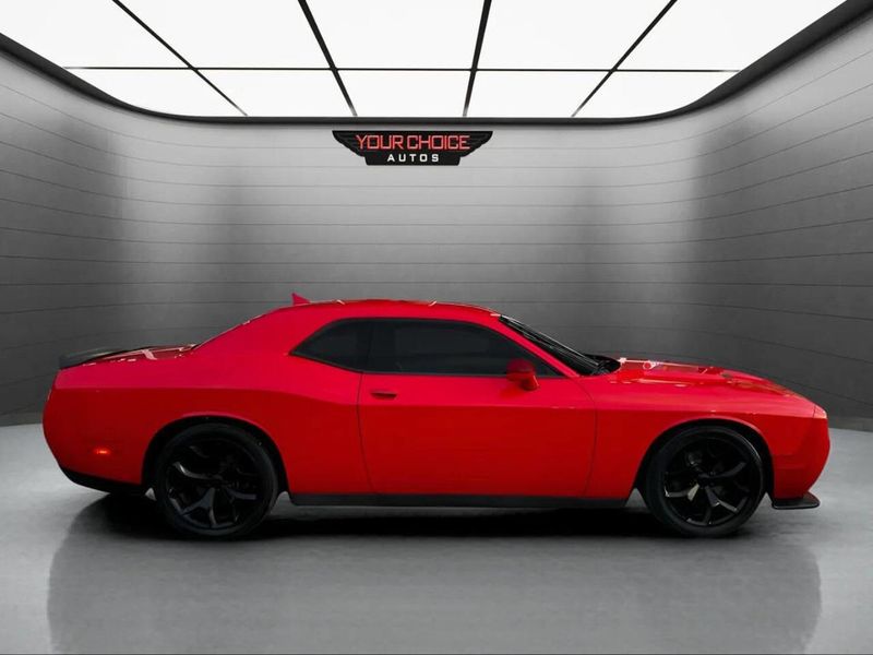 2015 Dodge Challenger 2dr Coupe SXT Plus - 22933756 - 5