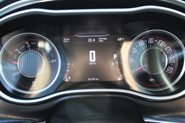 2015 Dodge Challenger 2dr Coupe SXT Plus - 22941039 - 9