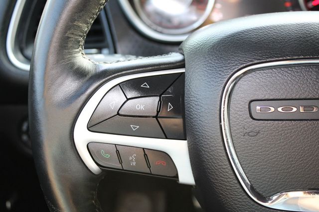 2015 Dodge Challenger 2dr Coupe SXT Plus - 22941039 - 18