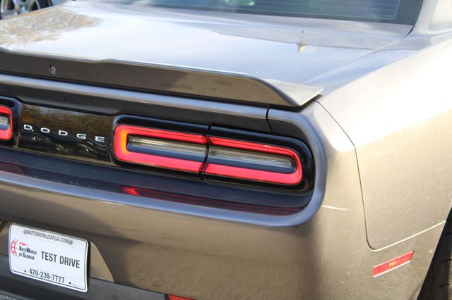 2015 Dodge Challenger 2dr Coupe SXT Plus - 22941039 - 27