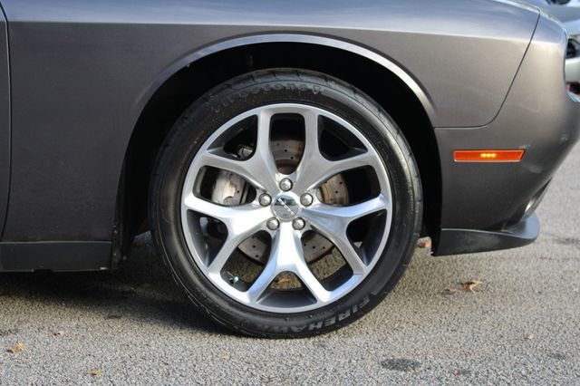 2015 Dodge Challenger 2dr Coupe SXT Plus - 22941039 - 30