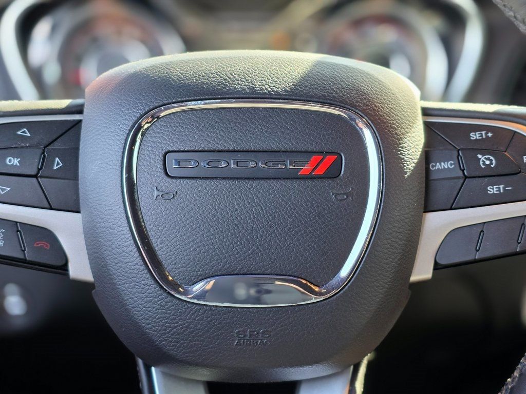 2015 Dodge Challenger 2dr Coupe SXT Plus - 22967238 - 21