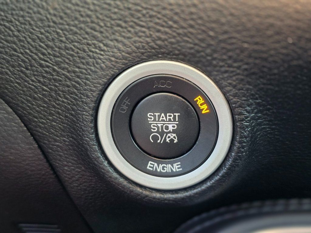 2015 Dodge Challenger 2dr Coupe SXT Plus - 22967238 - 27