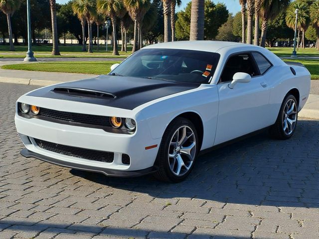 2015 Dodge Challenger 2dr Coupe SXT Plus - 22967238 - 2