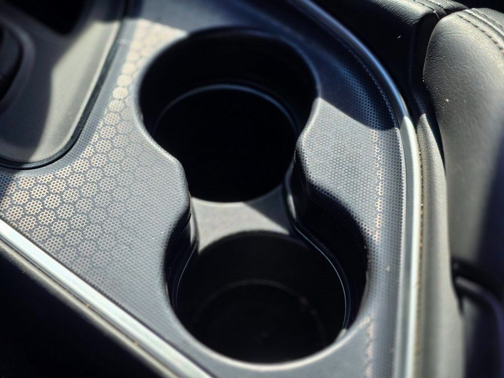 2015 Dodge Challenger 2dr Coupe SXT Plus - 22967238 - 29