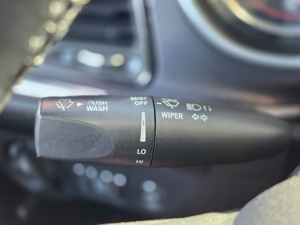 2015 Dodge Challenger 2dr Coupe SXT Plus - 22967238 - 33