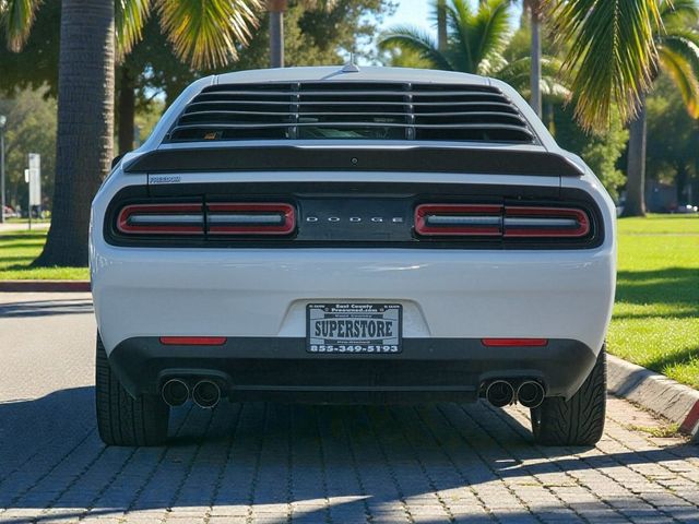 2015 Dodge Challenger 2dr Coupe SXT Plus - 22967238 - 4