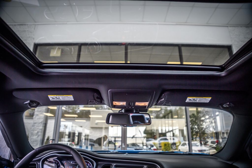 2015 Dodge Challenger CHALLENGER SXT - SUPER CLEAN - WELL KEPT - MUST SEE - 23014796 - 19