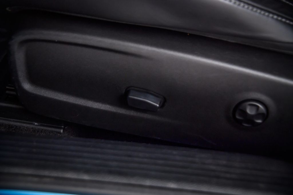 2015 Dodge Challenger CHALLENGER SXT - SUPER CLEAN - WELL KEPT - MUST SEE - 23014796 - 43