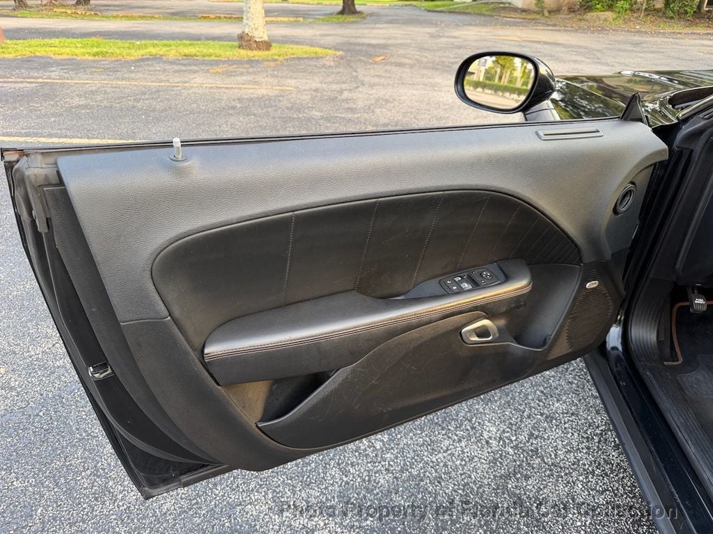 2015 Dodge Challenger Coupe R/T Plus Shaker - 23068127 - 32