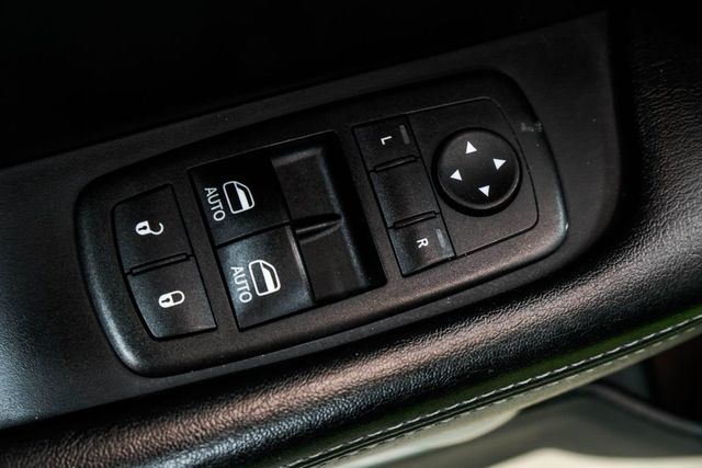 2015 Dodge Challenger R/T - 23003098 - 39