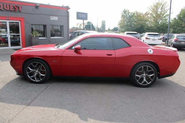 2015 Dodge Challenger R/T photo 6