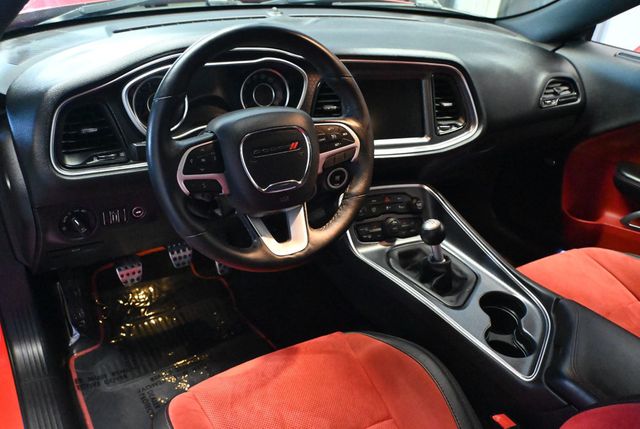 2015 Dodge Challenger R/T Scat Pack - 23075771 - 10