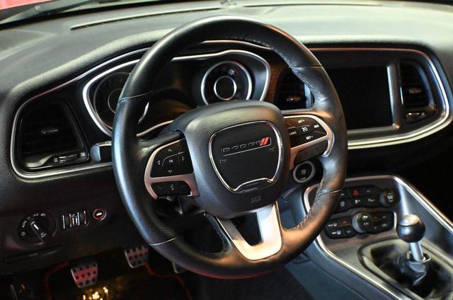 2015 Dodge Challenger R/T Scat Pack - 23075771 - 12