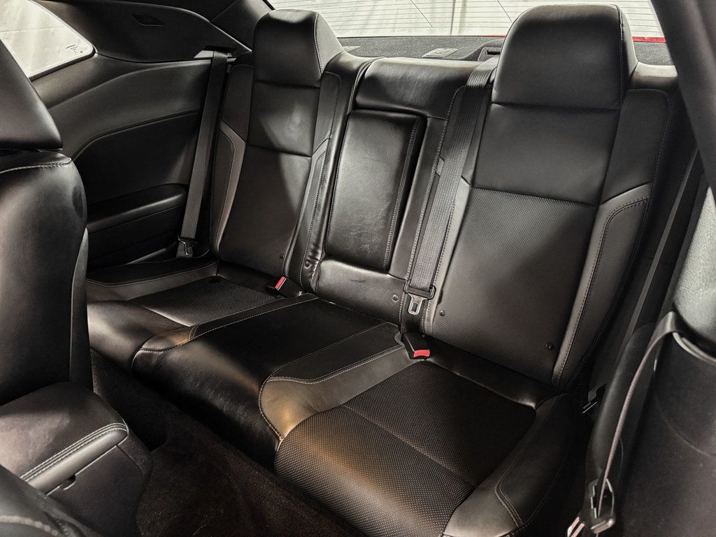 2015 Dodge Challenger SXT PLUS - 23039158 - 9