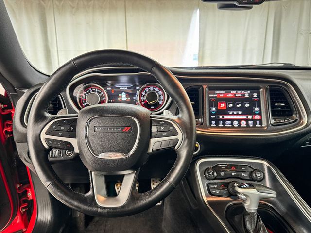 2015 Dodge Challenger SXT PLUS - 23039158 - 11