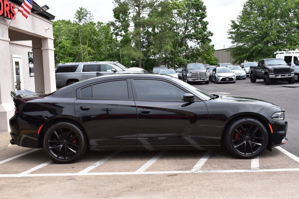 2015 Dodge Charger 4dr Sedan SE RWD - 22457819 - 5