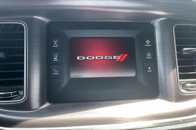 2015 Dodge Charger 4dr Sedan SE RWD - 23060232 - 25