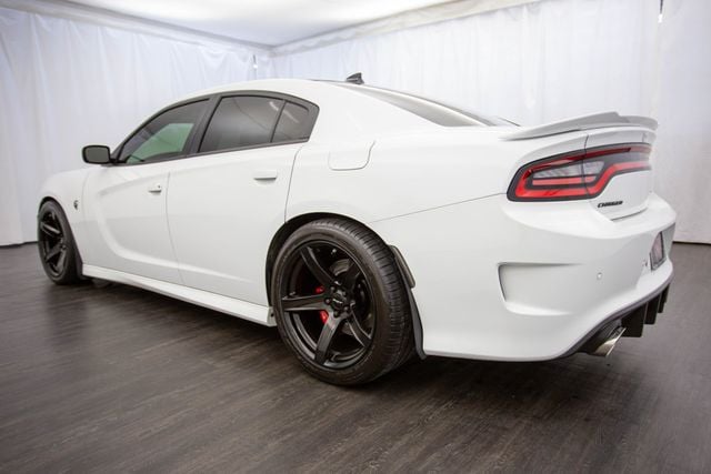 2015 Dodge Charger 4dr Sedan SRT Hellcat RWD - 22711994 - 30