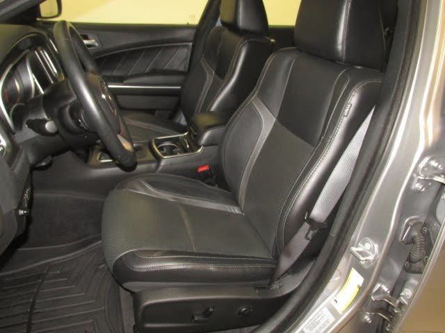 2015 Dodge Charger 4dr Sedan SXT AWD - 18344533 - 32