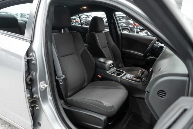 2015 Dodge Charger 4dr Sedan SXT RWD - 22964411 - 9