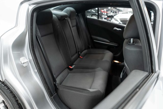 2015 Dodge Charger 4dr Sedan SXT RWD - 22964411 - 10