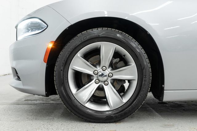 2015 Dodge Charger 4dr Sedan SXT RWD - 22964411 - 26