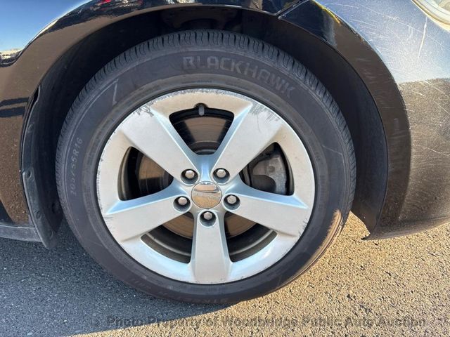 2015 Dodge Dart 4dr Sedan SXT - 23100570 - 9