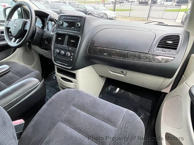 2015 Dodge Grand Caravan 2015 DODGE GRAND CARAVAN AMERICAN VALUE SERVICED 615-730-9991 - 23015027 - 17