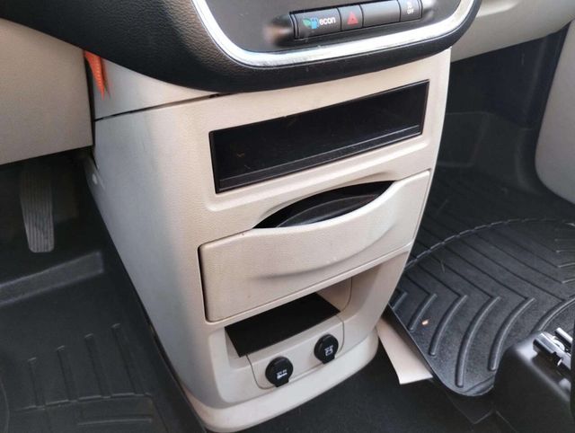 2015 Dodge Grand Caravan 4dr Wagon American Value Pkg - 22933750 - 44