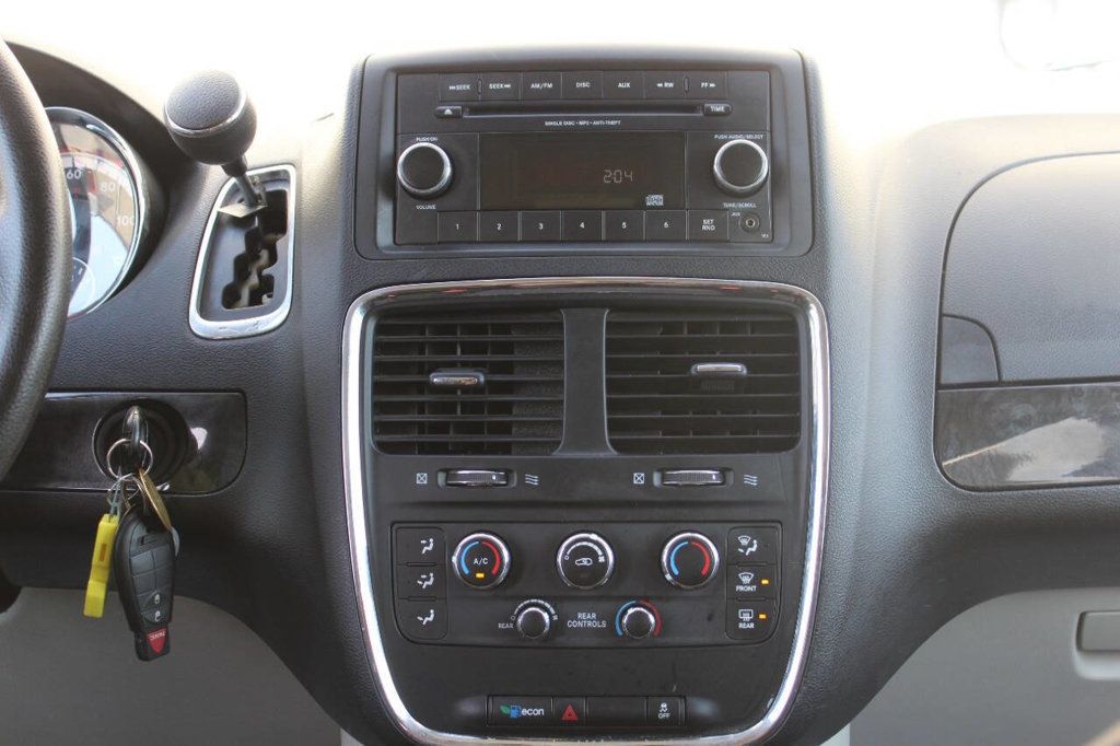 2015 Dodge Grand Caravan 4dr Wagon SE - 22867974 - 24