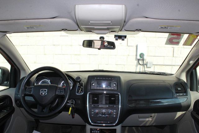 2015 Dodge Grand Caravan 4dr Wagon SE - 22867974 - 26