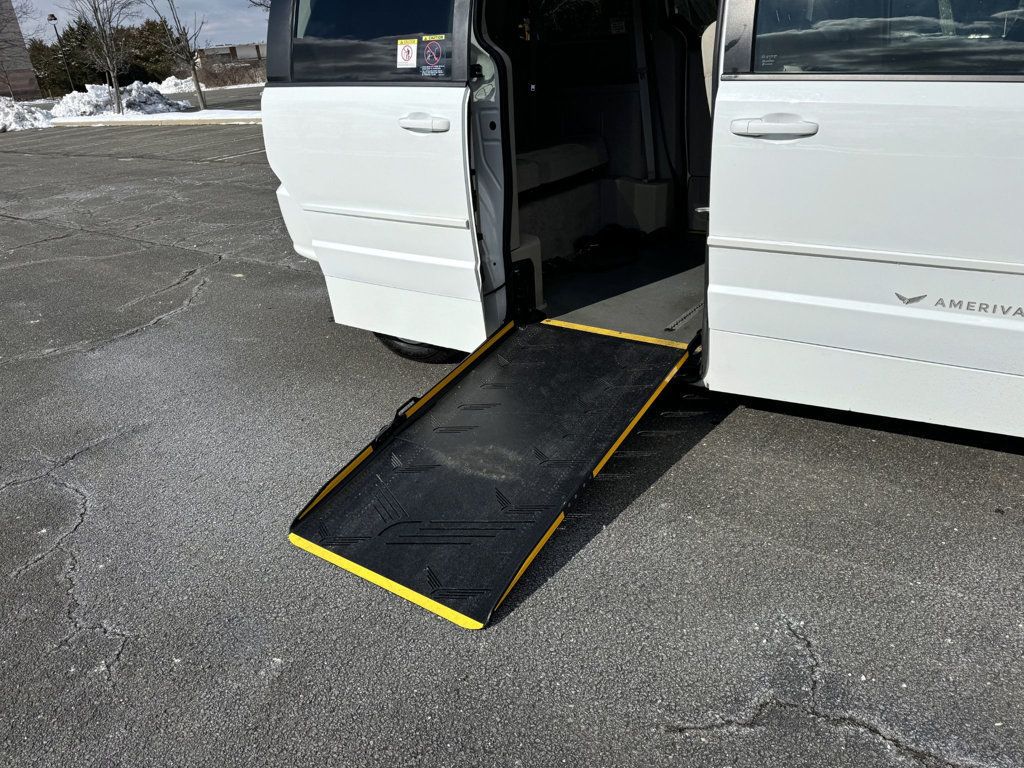 2015 Dodge Grand Caravan For Adults Medical Transport Mobility ADA Handicapped - 23033710 - 12