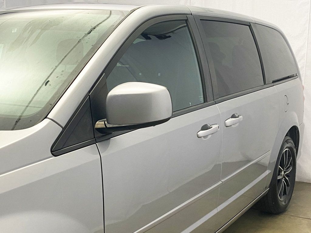 2015 Dodge Grand Caravan SXT - 22902993 - 1