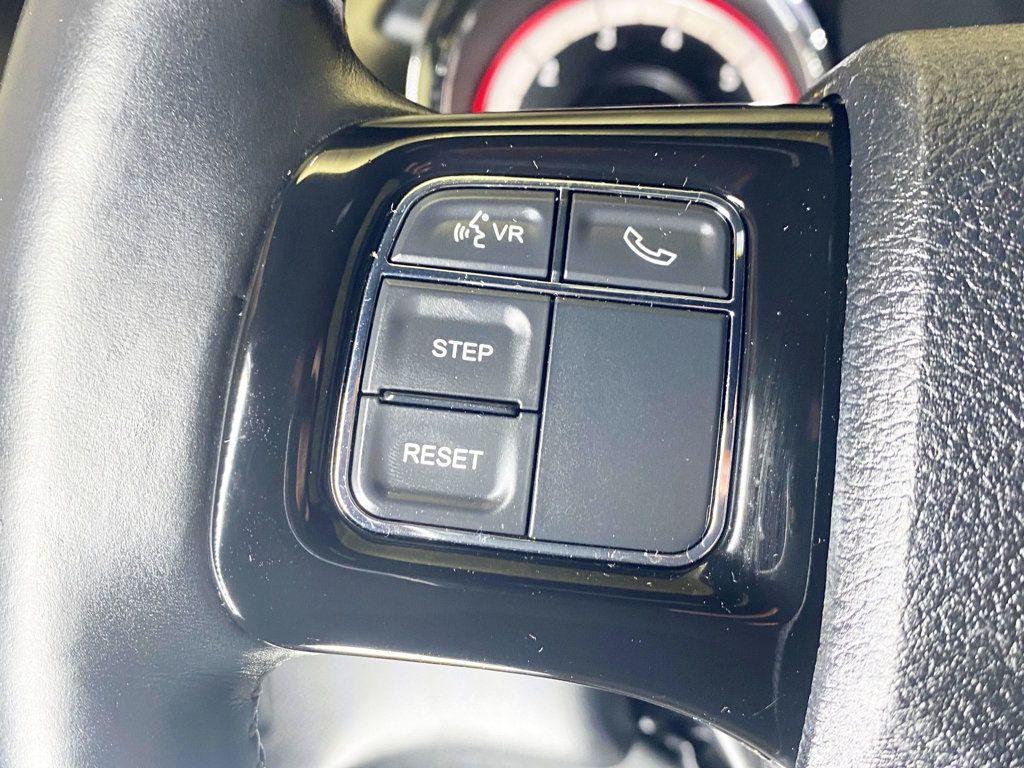 2015 Dodge Grand Caravan SXT - 22902993 - 24