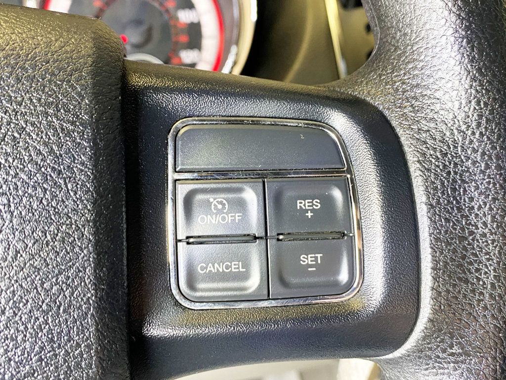 2015 Dodge Grand Caravan SXT - 22912060 - 25