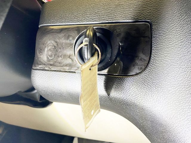 2015 Dodge Grand Caravan SXT - 22912060 - 28